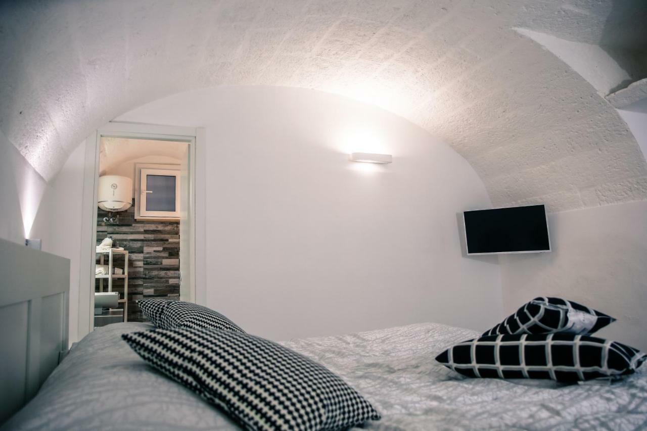 Casa Vacanze Antiche Mura E Poi Monopoli Luaran gambar
