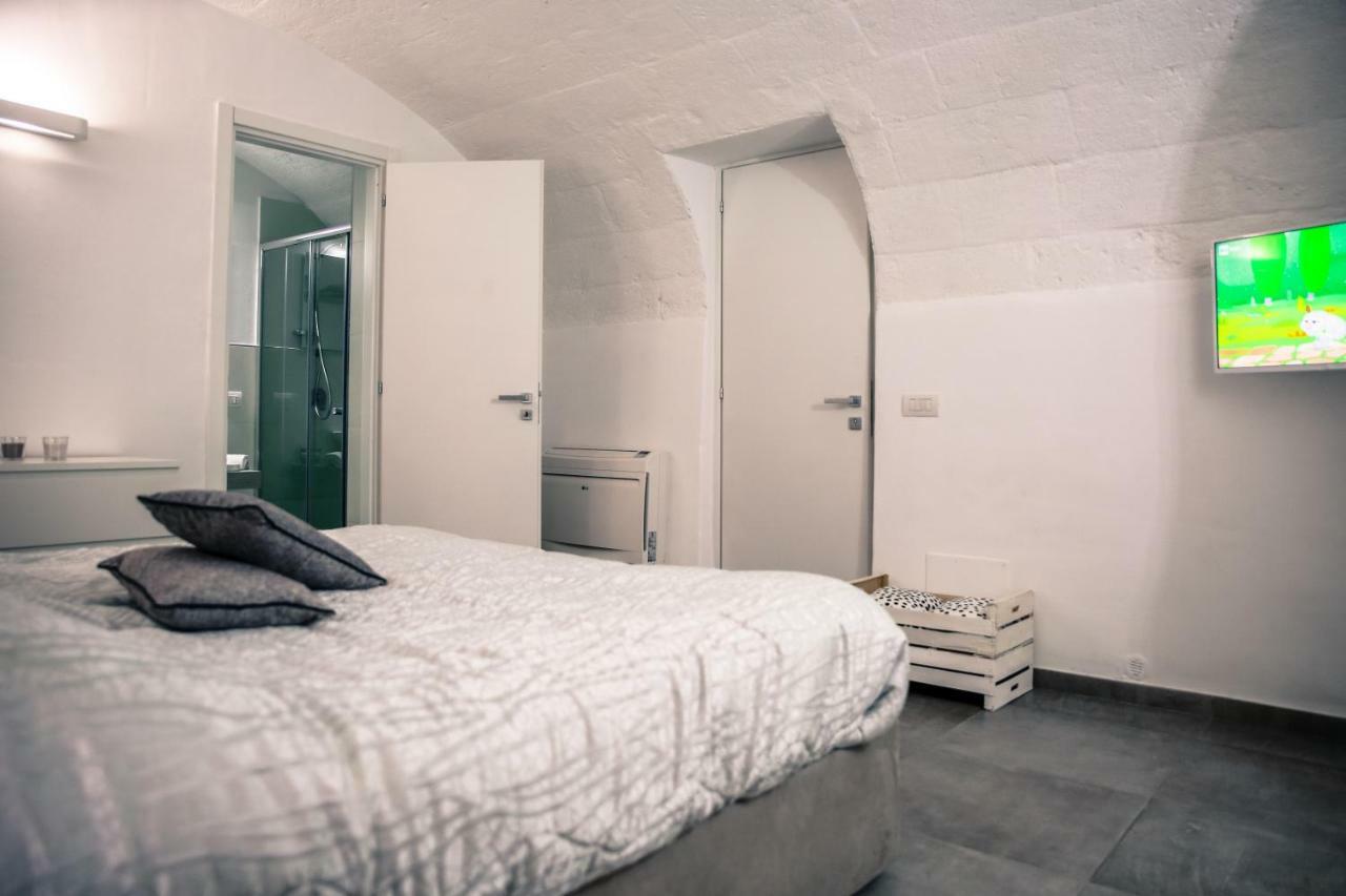 Casa Vacanze Antiche Mura E Poi Monopoli Luaran gambar