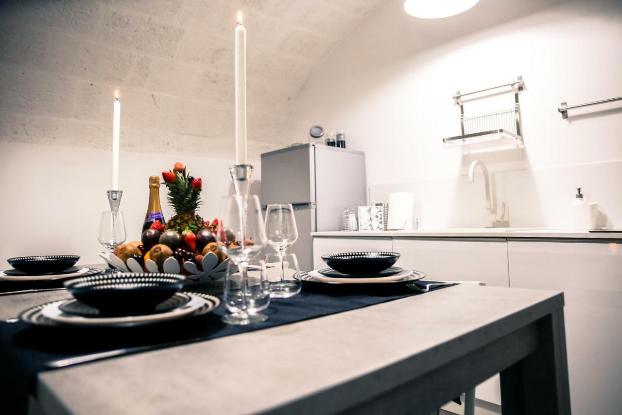 Casa Vacanze Antiche Mura E Poi Monopoli Luaran gambar
