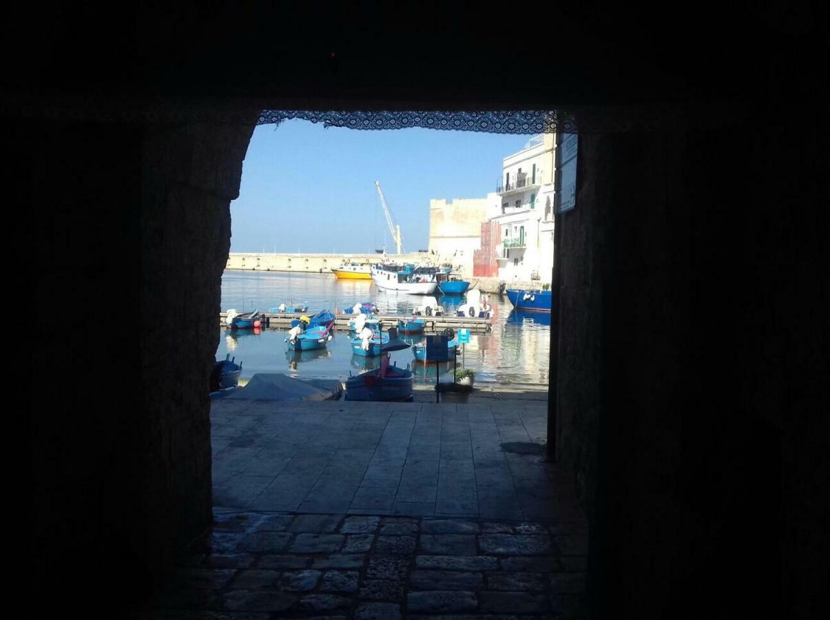 Casa Vacanze Antiche Mura E Poi Monopoli Luaran gambar