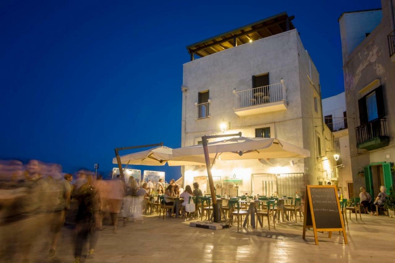 Casa Vacanze Antiche Mura E Poi Monopoli Luaran gambar